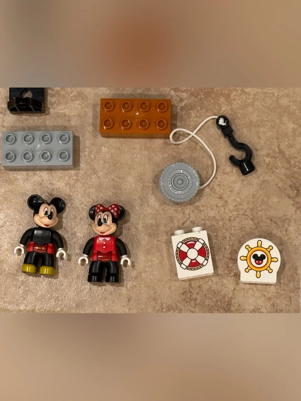 Lego 10881 Mickeys Boat Duplo With Mickey and Minnie